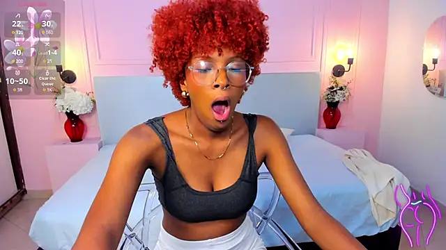 LiannaDixon online show from January 2025 05:21:01 PM