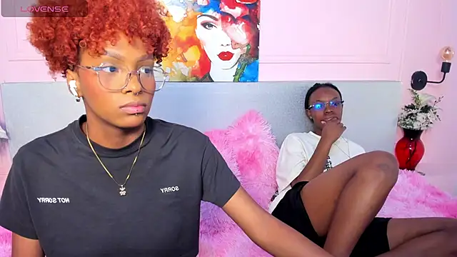 LiannaDixon online show from February 2025 02:06:02 PM