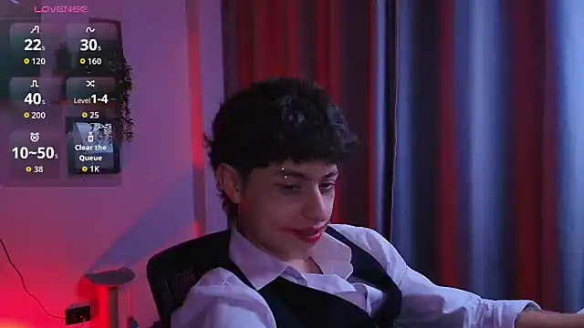 Snapshot of Ares_Dickson chatting on November 2025 02:21:01 AM Ares Dickson online show from November 2025 02:21:01 AM