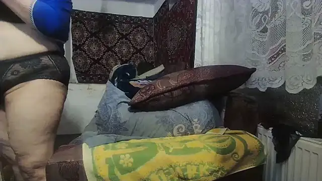 Snapshot of NataliiaRosa54 chatting on March 2025 05:13:02 PM NataliiaRosa54 online show from March 2025 05:13:02 PM