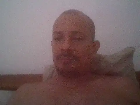 Snapshot of snoppie chatting on October 2025 02:48:01 PM snoppie online show from October 2025 02:48:01 PM