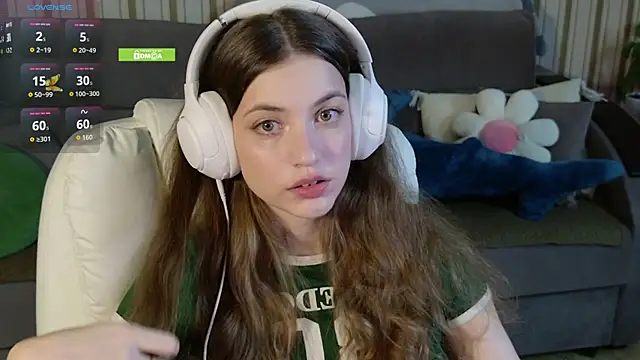 Sarah Supershy online show from November 2025 04:51:02 PM