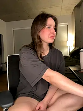 Snapshot of nerdynina chatting on November 2025 03:28:01 AM nerdynina online show from November 2025 03:28:01 AM