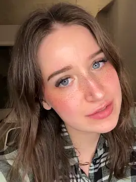 Snapshot of nerdynina chatting on December 2025 01:55:01 AM nerdynina online show from December 2025 01:55:01 AM