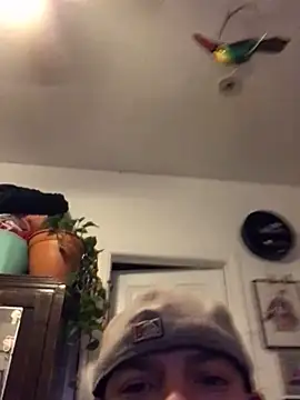 Snapshot of valleyoneofakind chatting on March 2025 02:19:02 AM valleyoneofakind online show from March 2025 02:19:02 AM