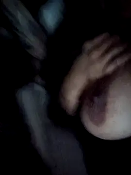 Snapshot of valleyoneofakind chatting on October 2025 11:47:02 AM valleyoneofakind online show from October 2025 11:47:02 AM