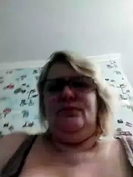 Snapshot of Forest-Lady chatting on January 2025 05:22:02 PM Forest-Lady online show from January 2025 05:22:02 PM