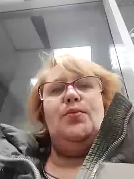 Snapshot of Forest-Lady chatting on February 2025 03:39:01 PM Forest-Lady online show from February 2025 03:39:01 PM