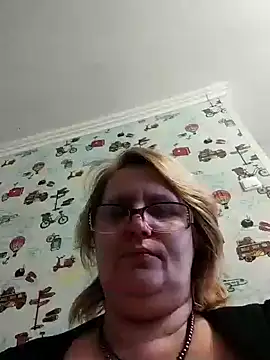 Snapshot of Forest-Lady chatting on February 2025 01:16:02 PM Forest-Lady online show from February 2025 01:16:02 PM