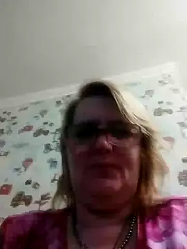 Snapshot of Forest-Lady chatting on February 2025 03:38:01 PM Forest-Lady online show from February 2025 03:38:01 PM