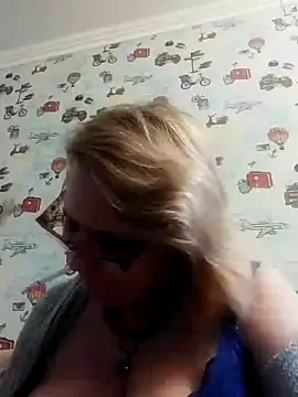 Snapshot of Forest-Lady chatting on February 2025 02:57:01 PM Forest-Lady online show from February 2025 02:57:01 PM