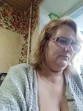 Snapshot of Forest-Lady chatting on November 2025 10:43:02 AM Forest-Lady online show from November 2025 10:43:02 AM