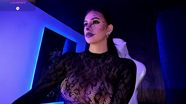 Snapshot of Taylor-Jonnees chatting on October 2025 04:50:01 PM Taylor-Jonnees online show from October 2025 04:50:01 PM