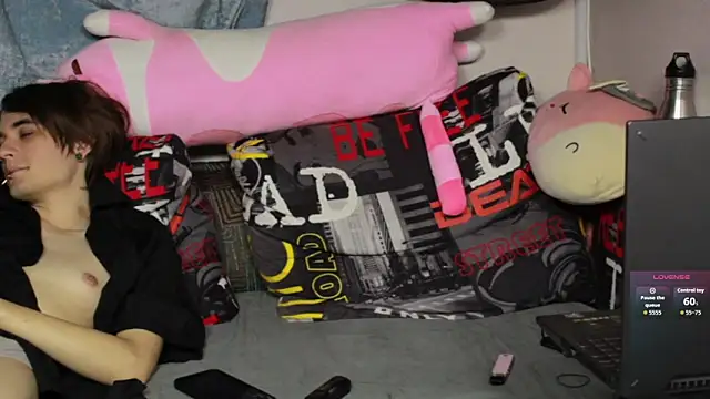 Snapshot of Kamala_Adele chatting on October 2025 09:12:02 PM Kamala Adele online show from October 2025 09:12:02 PM