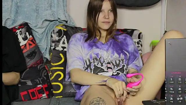 Snapshot of Kamala_Adele chatting on November 2025 08:32:01 PM Kamala Adele online show from November 2025 08:32:01 PM