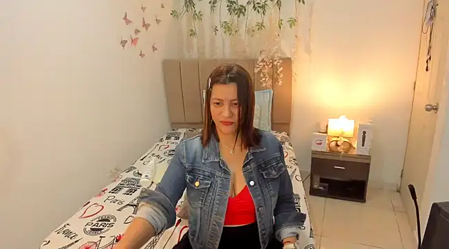 kataleyarios01 online show from January 2025 12:46:01 AM