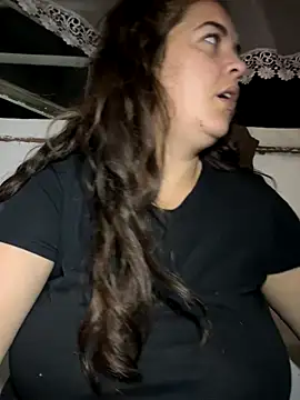 Snapshot of yzabell18 chatting on September 2025 03:22:01 AM yzabell18 online show from September 2025 03:22:01 AM