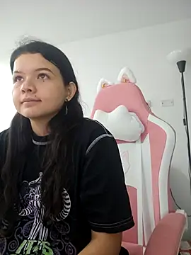 azumiichan online show from October 2025 12:00:01 AM