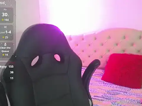 evelyn mature19 online show from January 2025 01:10:02 AM