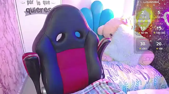 evelyn mature19 online show from February 2025 10:11:01 PM