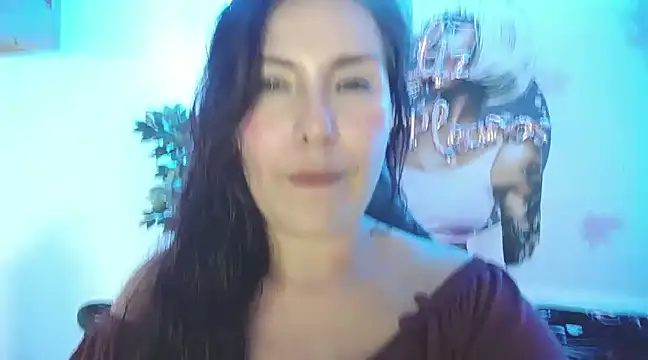 evelyn mature19 online show from February 2025 01:44:02 AM