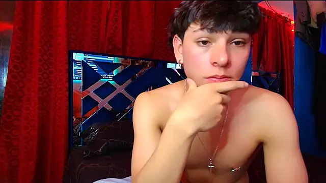 Snapshot of Luke_Howland chatting on October 2025 12:19:01 AM Luke Howland online show from October 2025 12:19:01 AM