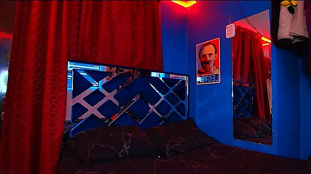 Snapshot of Luke_Howland chatting on October 2025 02:01:02 AM Luke Howland online show from October 2025 02:01:02 AM