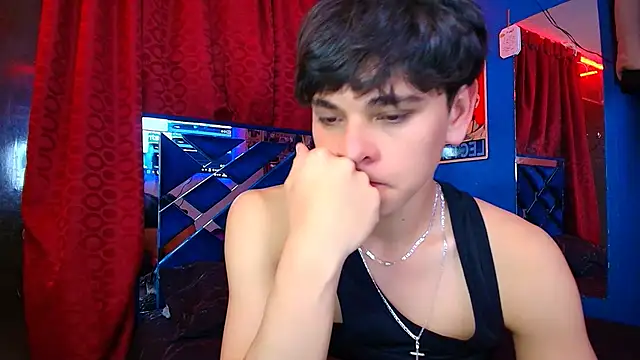 Snapshot of Luke_Howland chatting on October 2025 12:14:01 AM Luke Howland online show from October 2025 12:14:01 AM