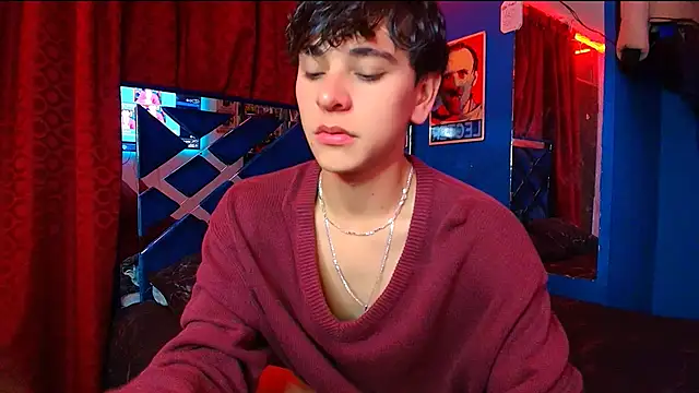 Snapshot of Luke_Howland chatting on October 2025 01:17:01 AM Luke Howland online show from October 2025 01:17:01 AM