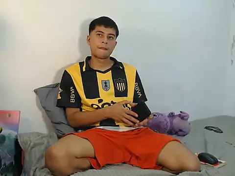 danielitopapuu online show from November 2025 04:40:02 PM