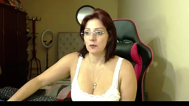 Snapshot of Carol_Scottt chatting on February 2025 05:36:01 AM Carol Scottt online show from February 2025 05:36:01 AM