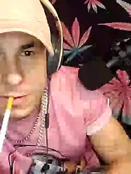 Snapshot of --D-a-D-D-y- chatting on January 2025 12:10:01 PM --D-a-D-D-y- online show from January 2025 12:10:01 PM