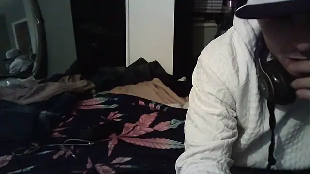 Snapshot of --D-a-D-D-y- chatting on February 2025 12:17:01 PM --D-a-D-D-y- online show from February 2025 12:17:01 PM