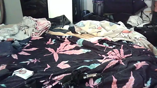 Snapshot of --D-a-D-D-y- chatting on February 2025 07:20:02 PM --D-a-D-D-y- online show from February 2025 07:20:02 PM