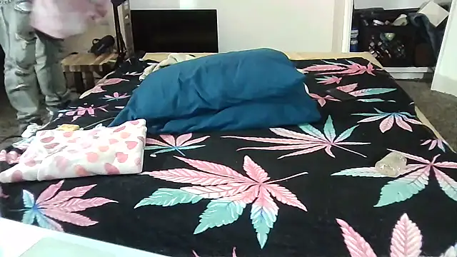 Snapshot of --D-a-D-D-y- chatting on March 2025 05:13:01 AM --D-a-D-D-y- online show from March 2025 05:13:01 AM