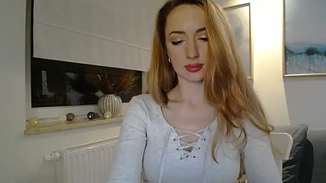 JulietteDiamond online show from March 2025 07:36:01 PM