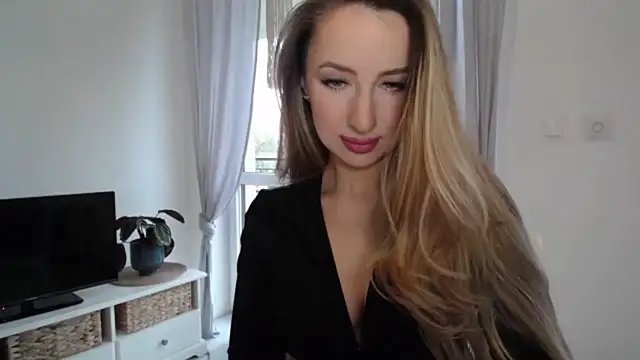 JulietteDiamond online show from September 2025 03:47:02 PM