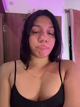 Snapshot of Oficial_angela chatting on October 2025 11:27:02 PM Oficial angela online show from October 2025 11:27:02 PM