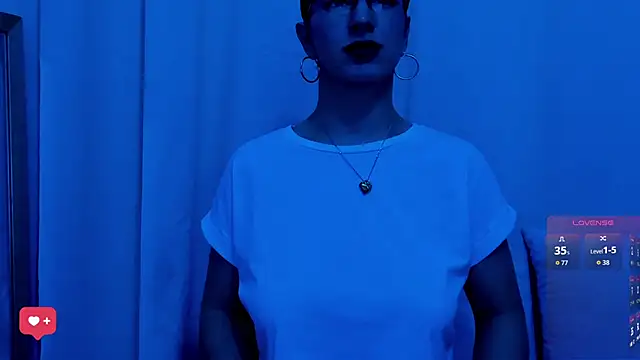 Snapshot of _AllisonSweet_ chatting on November 2025 11:03:01 PM AllisonSweet online show from November 2025 11:03:01 PM