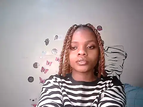 Snapshot of Star_Tower chatting on February 2025 11:54:01 AM Star Tower online show from February 2025 11:54:01 AM