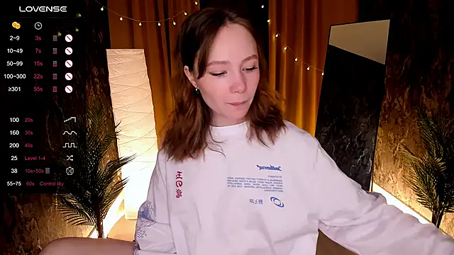 Snapshot of LanaBlu_ chatting on November 2025 02:22:01 AM LanaBlu online show from November 2025 02:22:01 AM