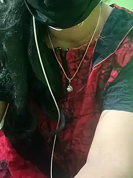 Snapshot of Aishu-tamil09 chatting on February 2025 08:33:01 PM Aishu-tamil09 online show from February 2025 08:33:01 PM