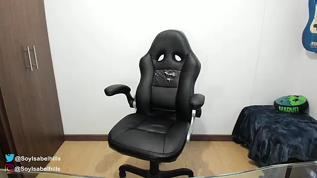 isabelhills online show from November 2025 10:20:02 PM