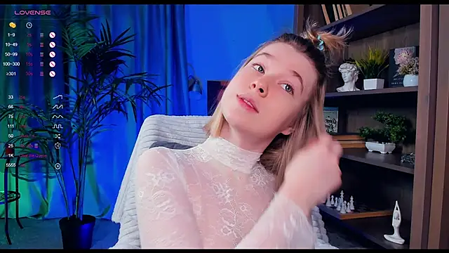 PollyHathor online show from January 2025 09:37:01 PM