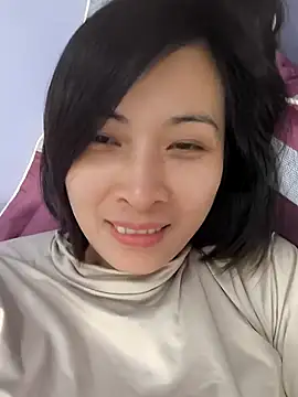 Snapshot of Sweets24 chatting on December 2024 05:38:02 AM Sweets24 online show from December 2024 05:38:02 AM