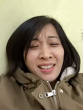 Snapshot of Sweets24 chatting on December 2024 04:49:01 PM Sweets24 online show from December 2024 04:49:01 PM