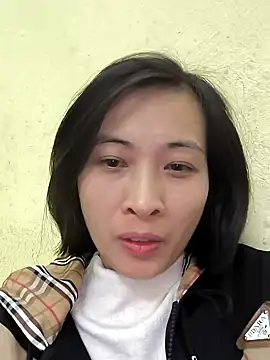 Snapshot of Sweets24 chatting on December 2024 01:28:01 PM Sweets24 online show from December 2024 01:28:01 PM