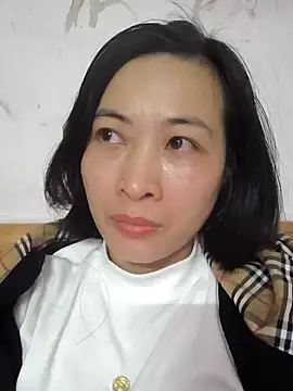 Snapshot of Sweets24 chatting on January 2025 01:26:01 PM Sweets24 online show from January 2025 01:26:01 PM