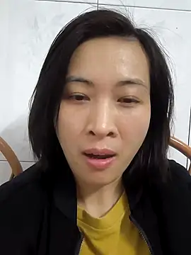Snapshot of Sweets24 chatting on January 2025 02:14:01 PM Sweets24 online show from January 2025 02:14:01 PM