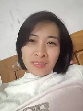 Snapshot of Sweets24 chatting on January 2025 01:53:01 PM Sweets24 online show from January 2025 01:53:01 PM